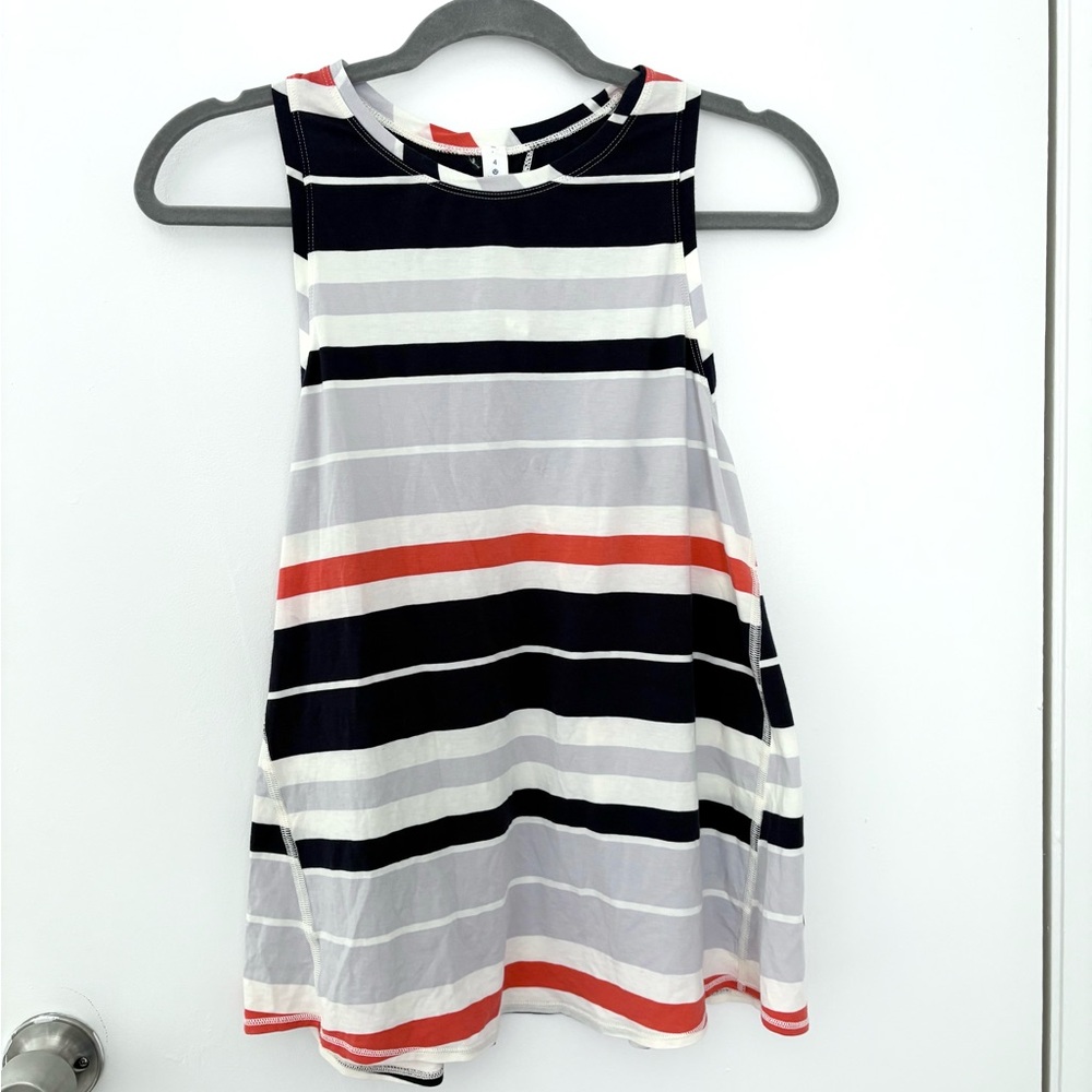 Lululemon All Tied Up Tank Top Striped Size 4